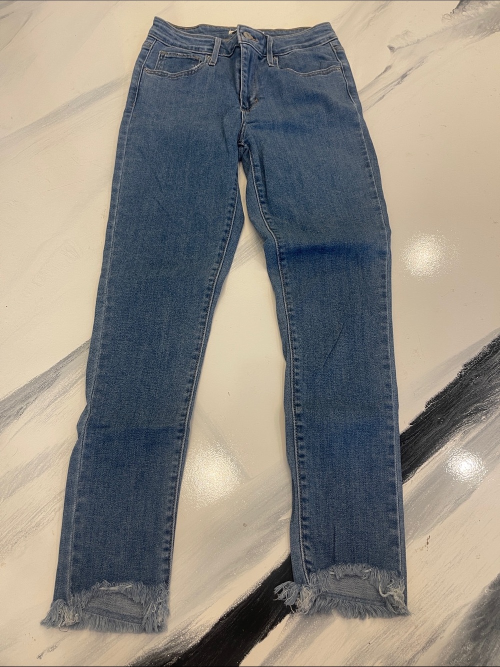 Levi's Mid Blue High-Rise Ankle Jeans with Frayed Hem